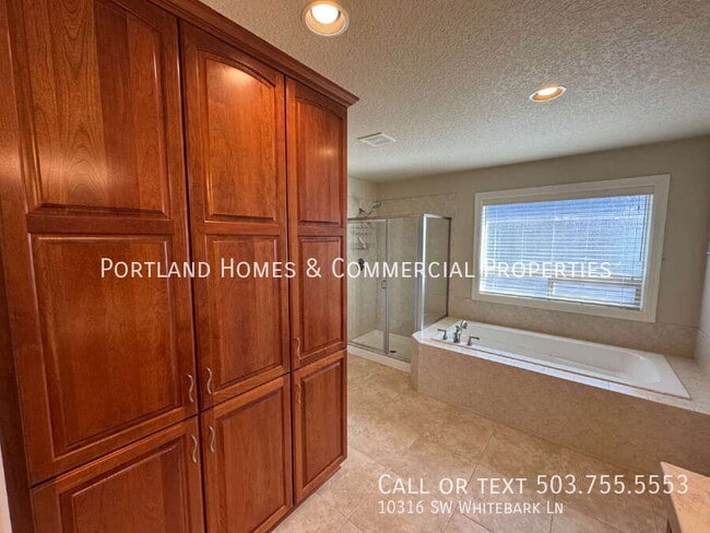 Building Photo - 10316 SW Whitebark Ln