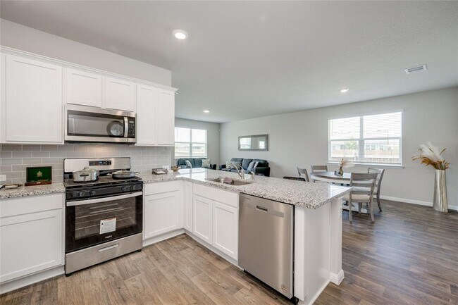 Building Photo - 102 Rainmaker Cv