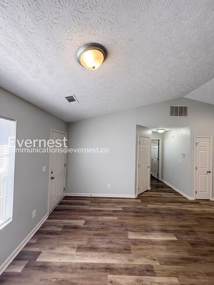 Building Photo - 1230 Creek View Ct
