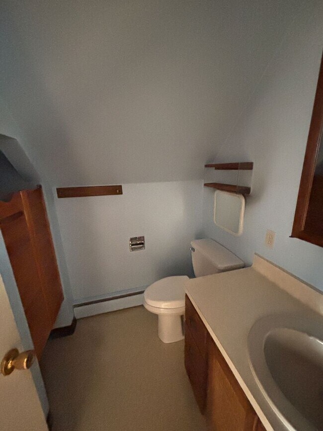 Building Photo - Spacious 3br Home for rent located in Whitehall, Echo Heights!