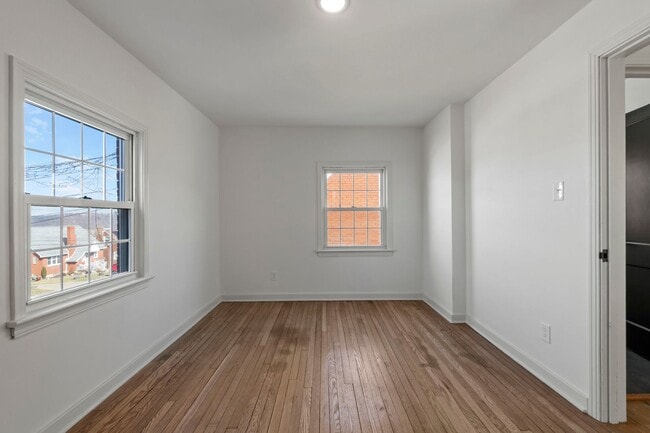 Building Photo - READY for Move-In! Fully RENOVATED 3 bedroom in WEST MIFFLIN! COME CHECK IT OUT!