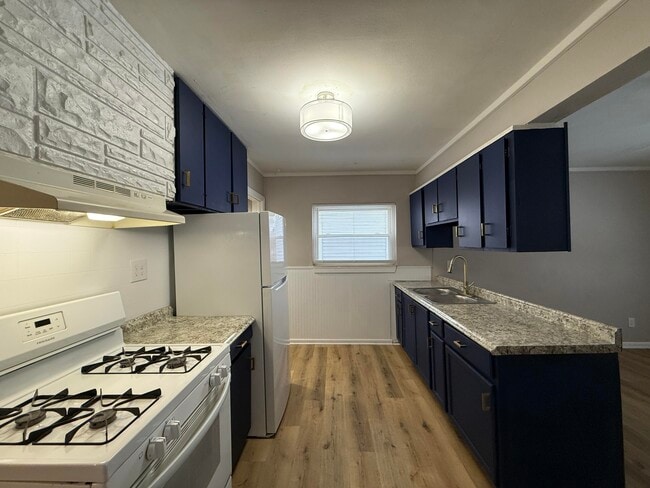 Building Photo - 7243 Dacosta