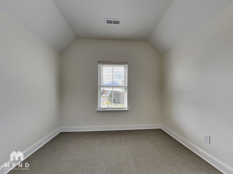 Building Photo - 2387 Eagle Creek Ct