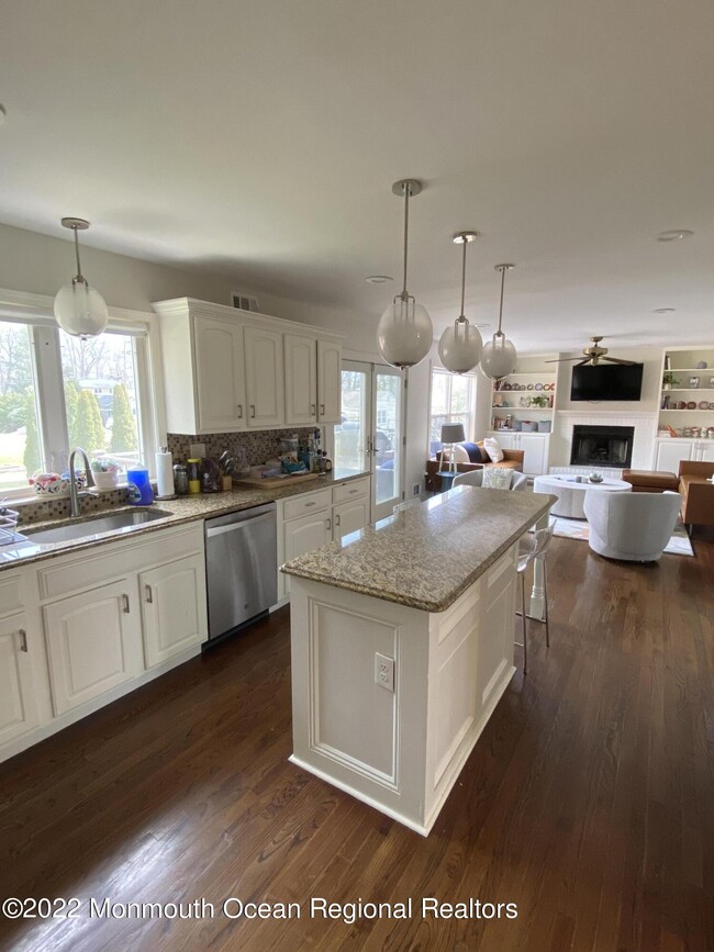 Building Photo - 155 Belmar Ave