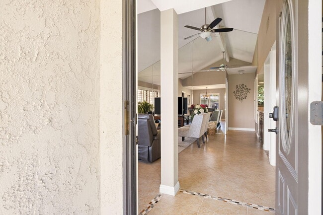 Building Photo - 68615 Paseo Soria