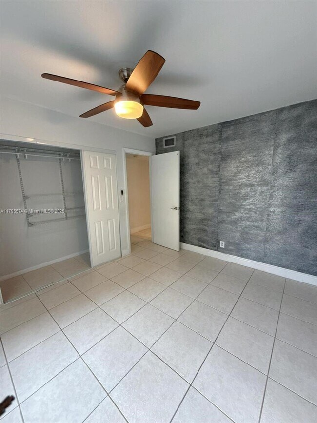 Building Photo - 9440 SW 8th St