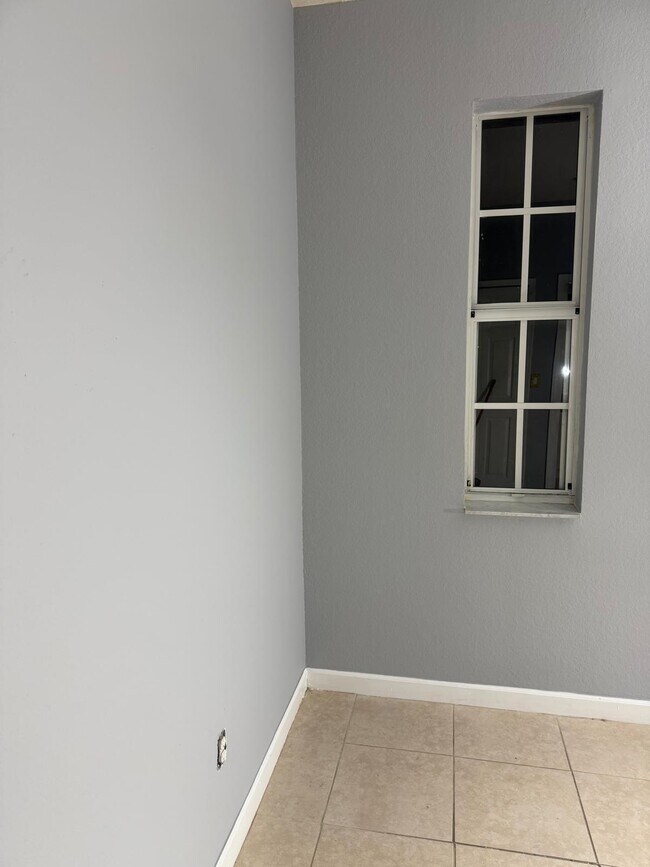 Building Photo - 3501 Shoma Dr