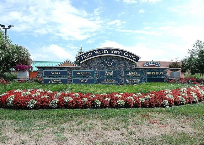 Building Photo - Resort-Style High View Townhome with 2-Car Garage, Private Office & Walkable Hunt Valley Location