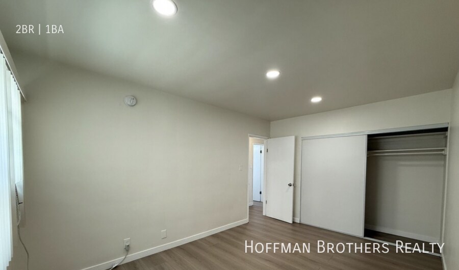 Building Photo - 7339 Woodman Ave