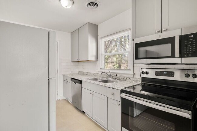 Building Photo - Charming 3 Bedroom Home in Highland Springs – $1,650/mo