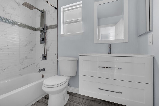 Building Photo - 952 E Cottonwood St