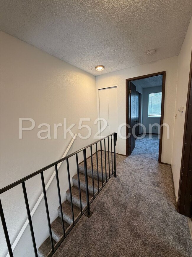 Building Photo - 9421 43rd St Ct W
