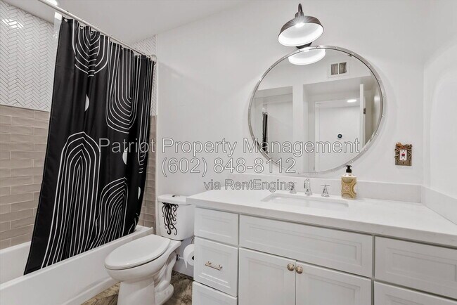 Building Photo - 8515 N 13th Pl