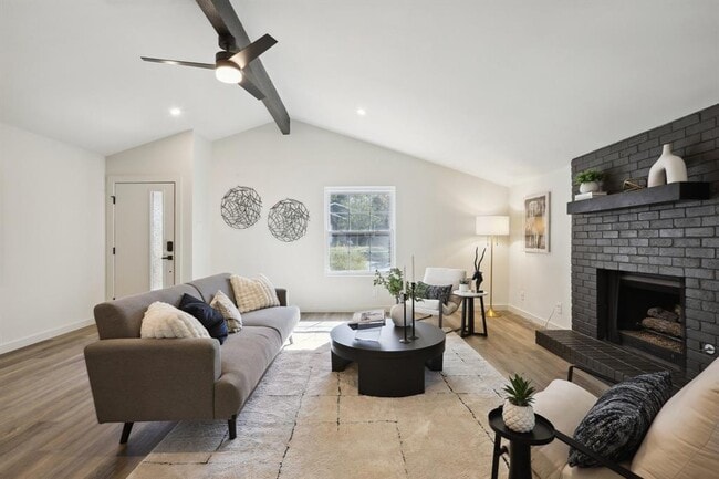 Building Photo - 2510 Burly Oak Dr