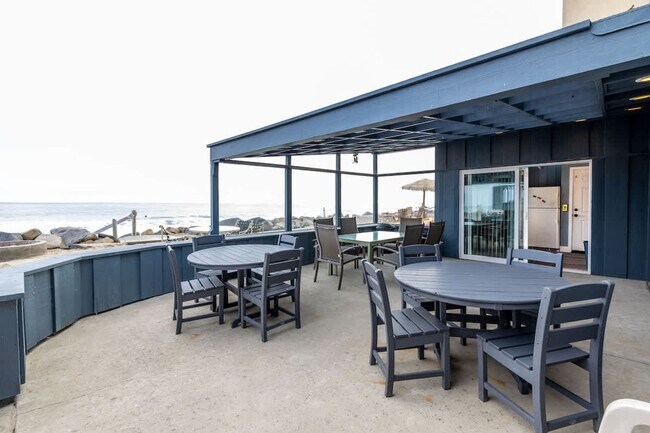 Building Photo - 1941 S Pacific St