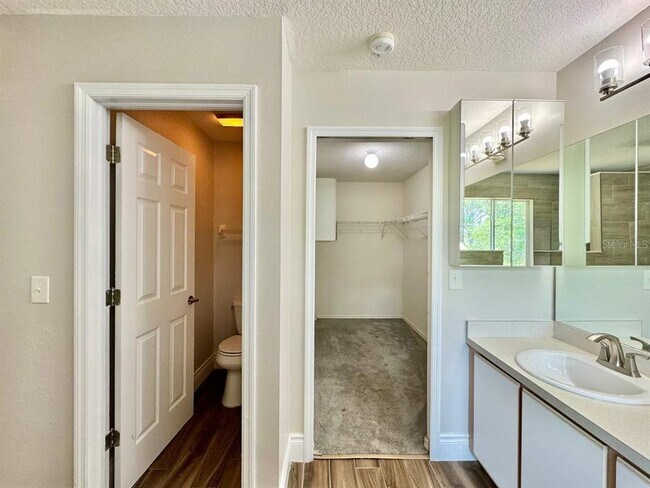 Building Photo - 13014 Fennway Ridge Dr