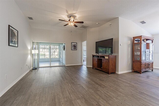 Building Photo - 9608 Rolling Cir