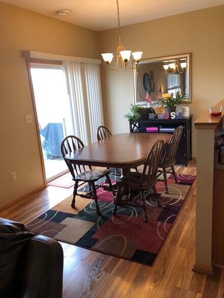 Building Photo - 2156 Willow Trail