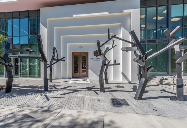 Building Photo - 1300 S Miami Ave