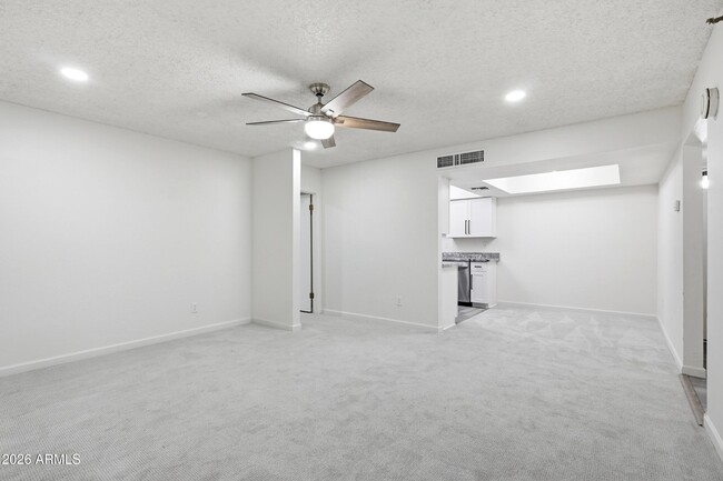 Building Photo - 4444 E Paradise Village Pkwy N
