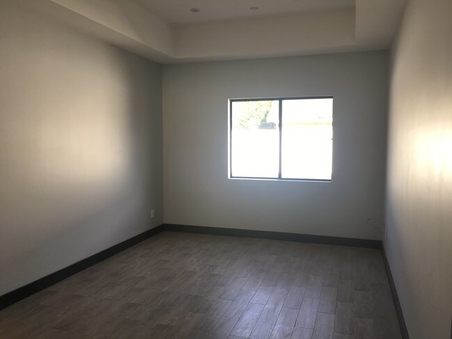 Building Photo - 6624 Kester Ave