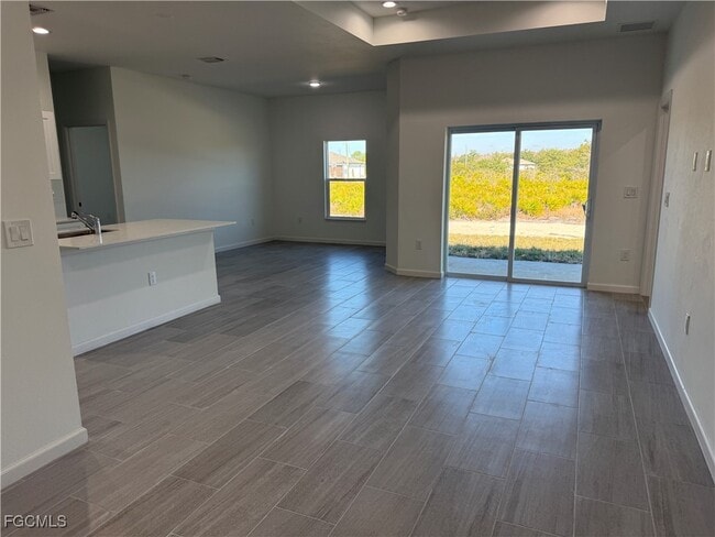 Building Photo - 2704 70th St W