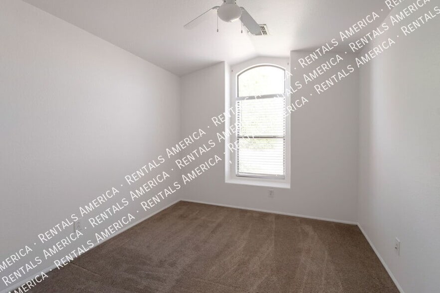 Building Photo - 29678 N Broken Shale Dr