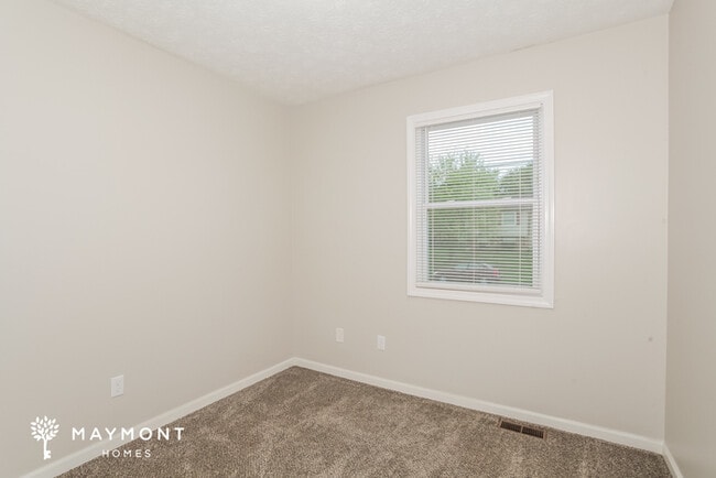 Building Photo - 4429 Valence Dr