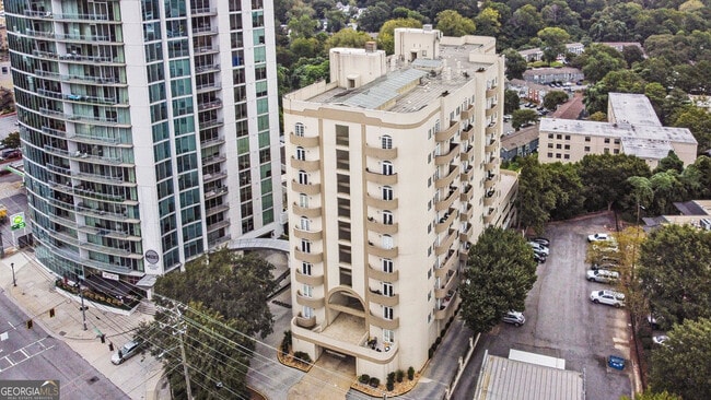 Building Photo - 2161 Peachtree Rd NE