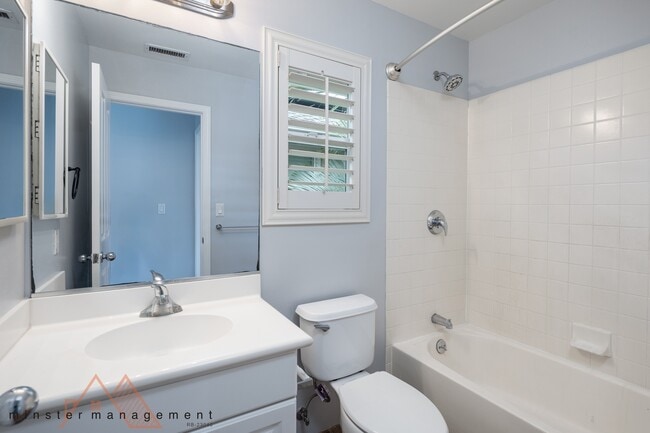Building Photo - 91-6633-6633 Kapolei Pkwy