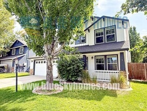 Building Photo - 5930 N Silver Maple Ave