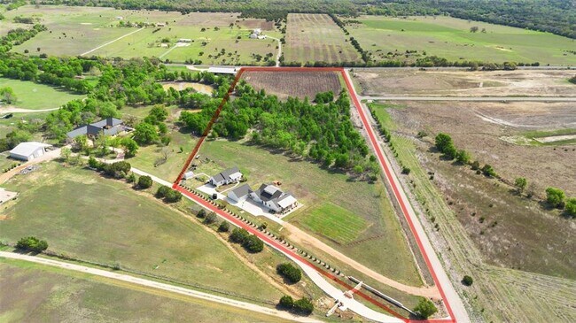 Building Photo - 200 Co Rd 246