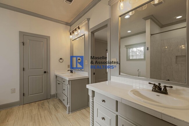 Building Photo - 3 Bed/2 Bath Home in Germantown School District