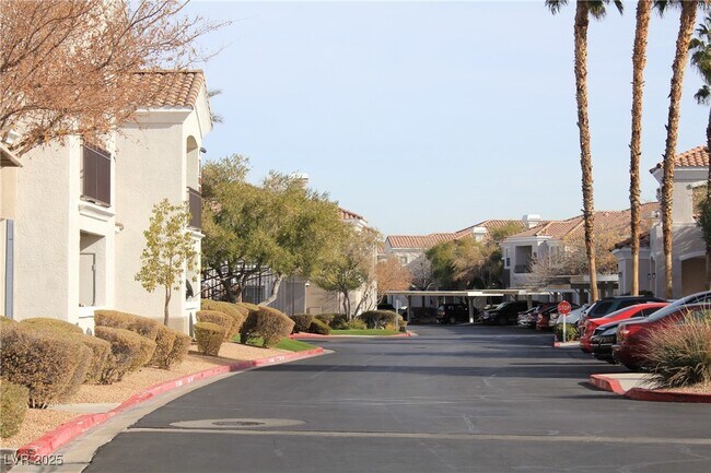 Building Photo - 2325 Windmill Pkwy