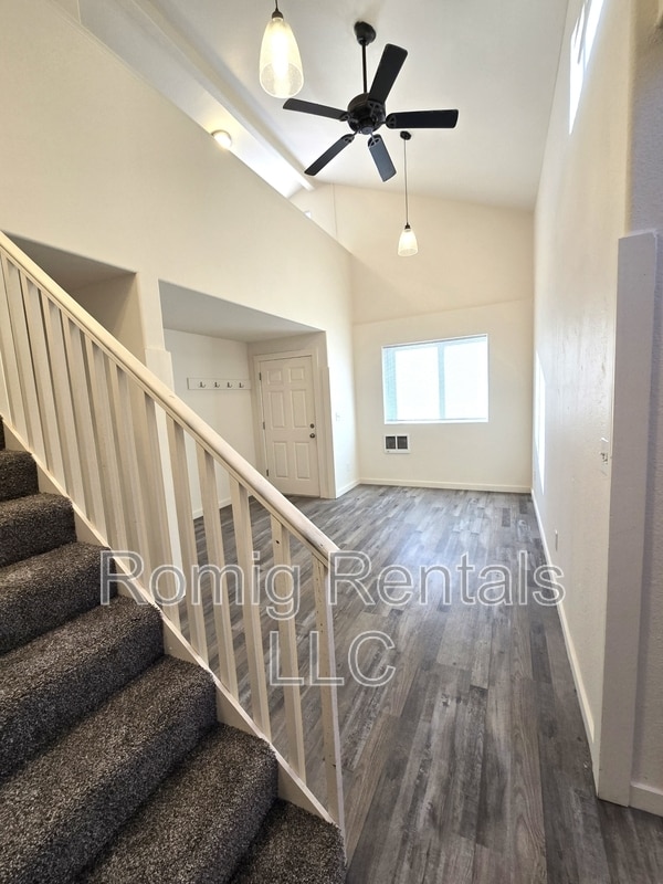 Building Photo - Cent- 1206 B Street