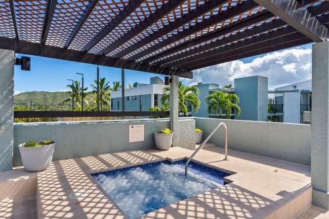 Building Photo - Kailua - End unit - amenities gallore - 3 bed, 2 bath Available NOW !