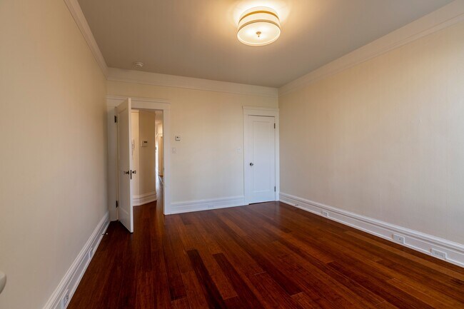 Building Photo - 354 Arguello Blvd