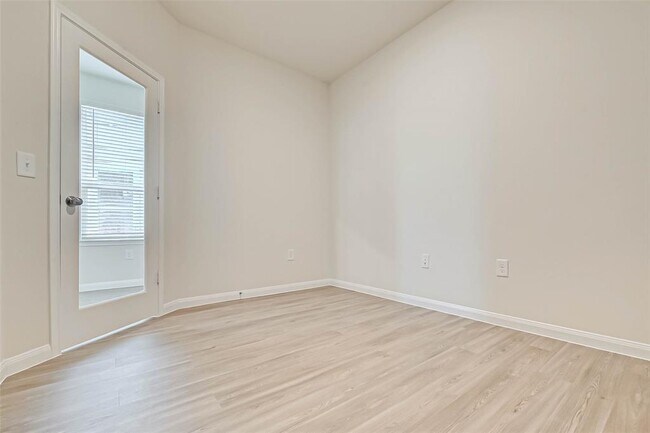 Building Photo - 16131 Kingfield Haven Dr