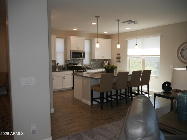 Building Photo - 5100 E Rancho Paloma Dr