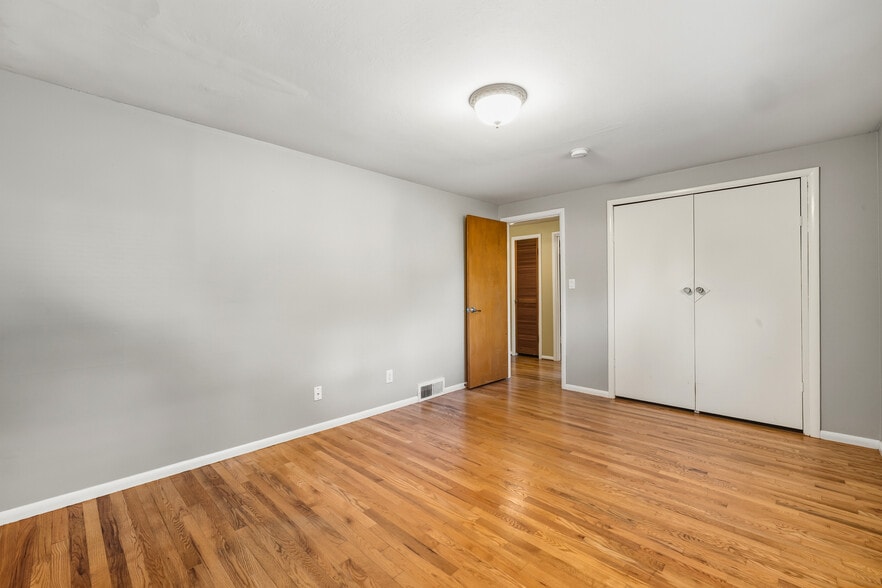 Building Photo - 19515 Fremont Ave N