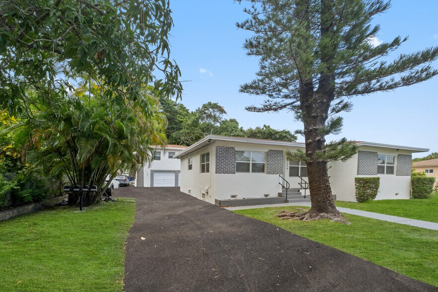 Building Photo - 1219 NW 33rd St