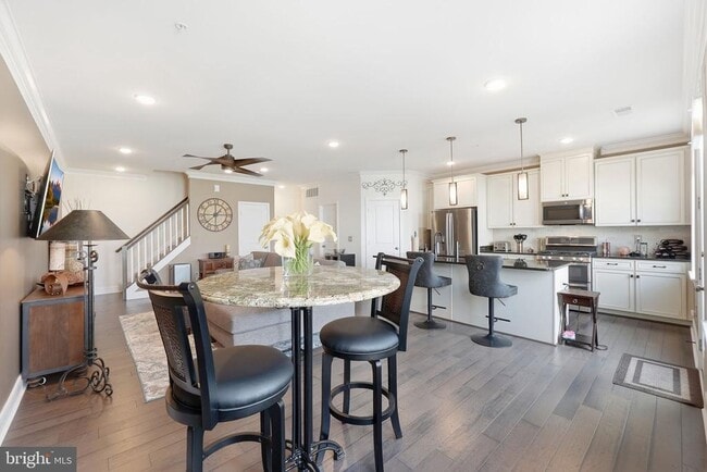 Building Photo - 42017 Glade Creek Terrace
