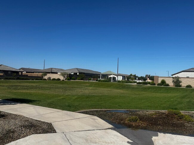 Building Photo - 3269 E Baler Dr
