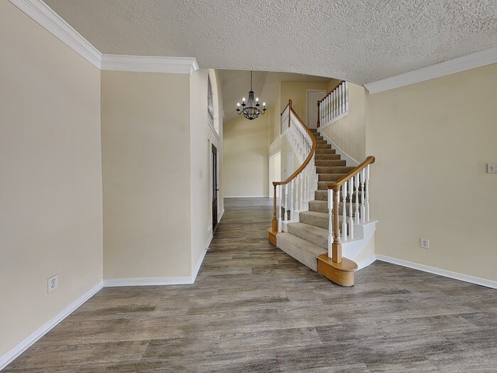 Building Photo - 104 Cloudbridge Dr