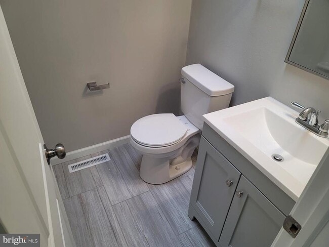 Building Photo - 22 Mimosa Ct