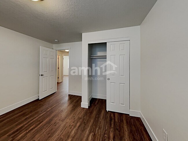 Building Photo - 16970 SW Steele Way