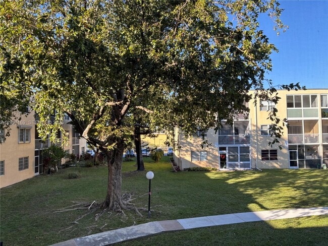 Building Photo - 151 Berkley Rd