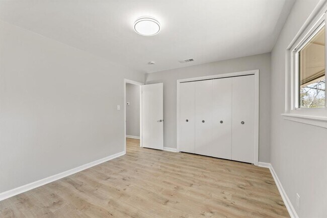 Building Photo - 7603 Barcelona Cove