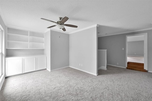 Building Photo - 549 Brandon Rd