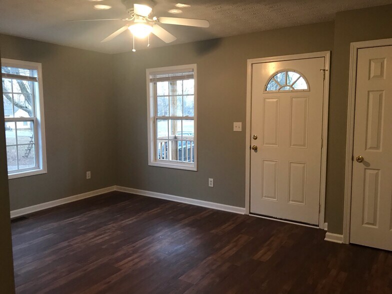 Living room/Front Door - 216 Winters St